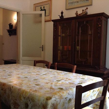 Villa Casa Sara Viareggio Zimmer foto